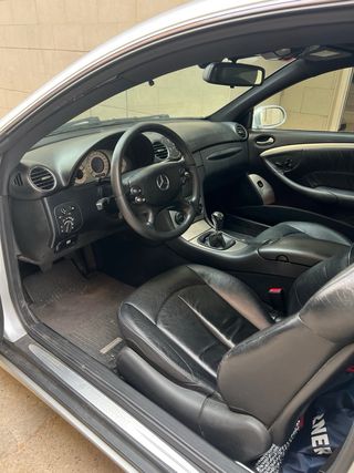 Mercedes-Benz CLK 2005