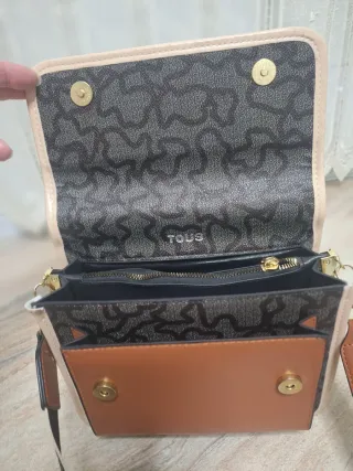 Bolso bandolera.  Prácticamente nuevo.