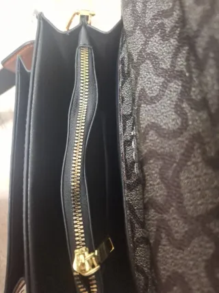 Bolso bandolera.  Prácticamente nuevo.