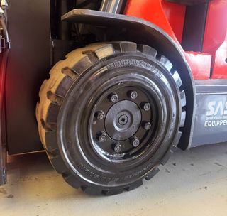 CARRETILLA ELEVADORA SEGUNDA MANO 3500 KG