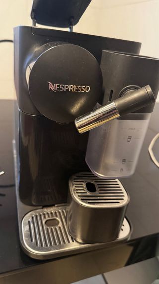 Cafetera DeLonghi Cápsulas