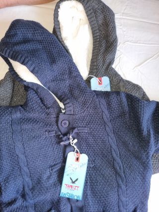 Liquidazione di giacche e magliette a maniche lunghe