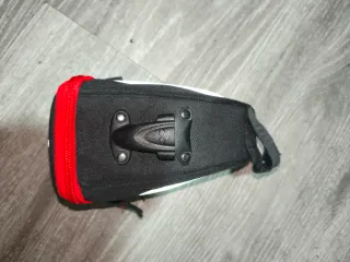 Pack Ciclismo: Sillín, Bolsillo y Velocímetro