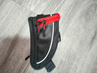 Pack Ciclismo: Sillín, Bolsillo y Velocímetro