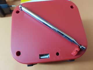 TechniSat TECHNIRADIO 40 Radio Despertador DAB+