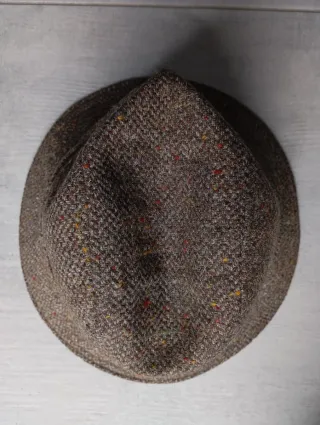 Cappello sartoriale