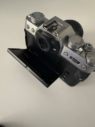 Cámara Fujifilm X-T30 + Objetivo Fujinon 23mm