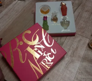 Cofanetto di profumi Nina Ricci