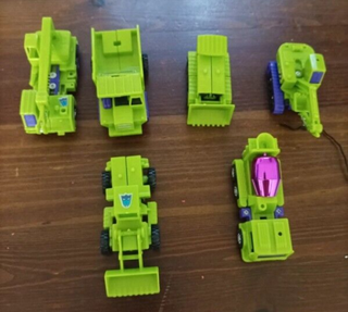 Robot Transformers 6 in 1 Combiner Devastator wars