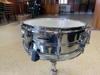 Caja Yamaha 14x5,5