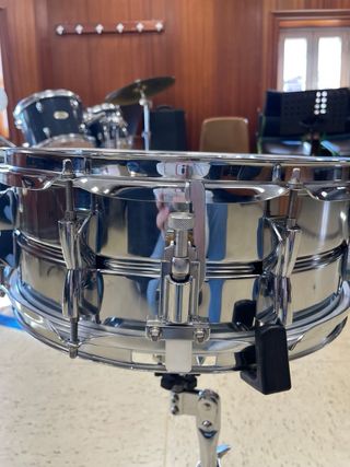 Caja Yamaha 14x5,5