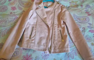 Chaqueta niña rosa 11-12 años, 7 euros cada una