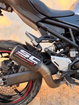 Kawasaki Z900 A2 2023 Negra/Plata