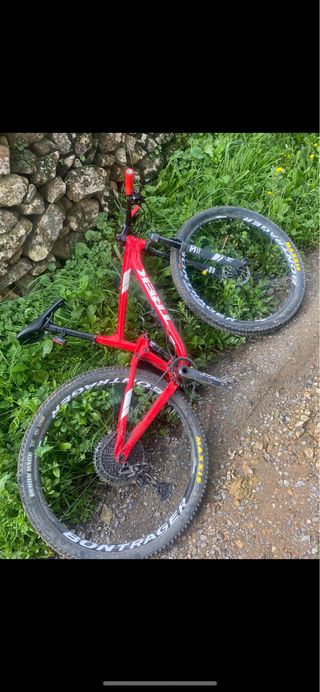 Bicicleta Trek Top Fuel 9 MTB