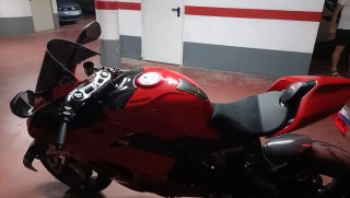 Ducati Panigale V4 2023.