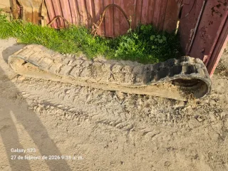 Cadena Yanmar Vio75 a medio uso