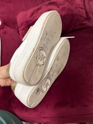 Zapatillas Michael Kors Blancas y Doradas
