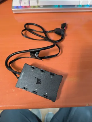 Controlador RGB Hub Corsair