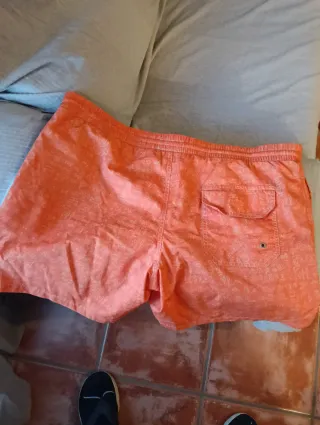 Bañador naranja estampado