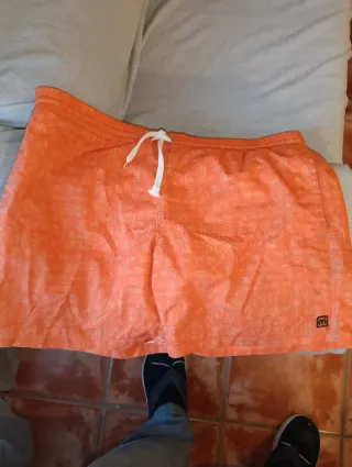 Bañador naranja estampado