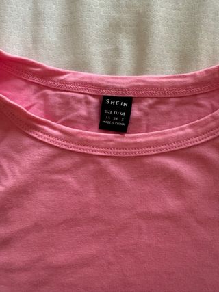 Camiseta SHEIN rosa talla XS