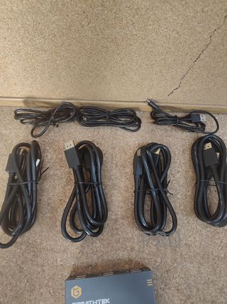 Switch KVM Displayport Dual Monitor 2 Porte, 4K a 60Hz