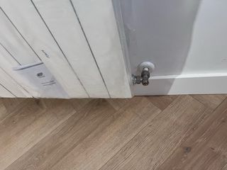 Radiador agua caliente con válvula Nuevosaestrenar