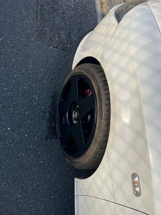 Llantas Bola B10 18’