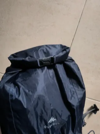 Mochila Quechua Helium 14-19L 350gr Azul