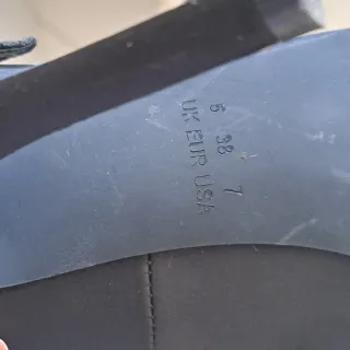 Decolleté nere Limited Edition fiori rosa