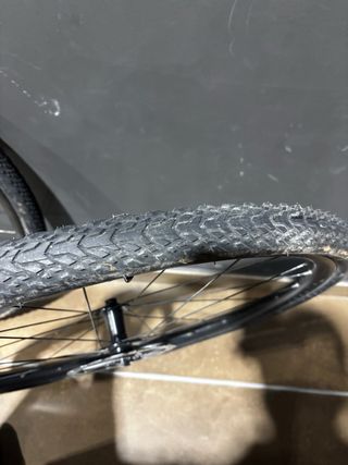 Juego Ruedas Giant aluminio preparadas para gravel