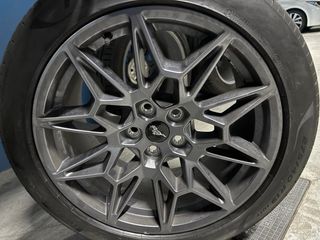 Llantas Ford Mustang Originales Nuevas +neumaticos