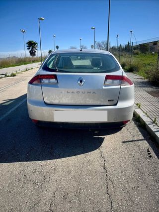 Renault Laguna 2010