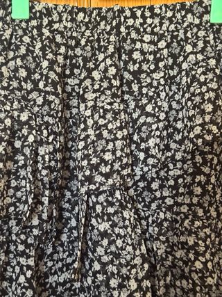Falda corta estampada floral