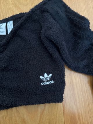 Top Adidas Negro Talla XS