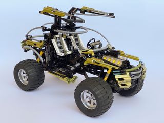 LEGO Technic 8466 4x4 Off Roader