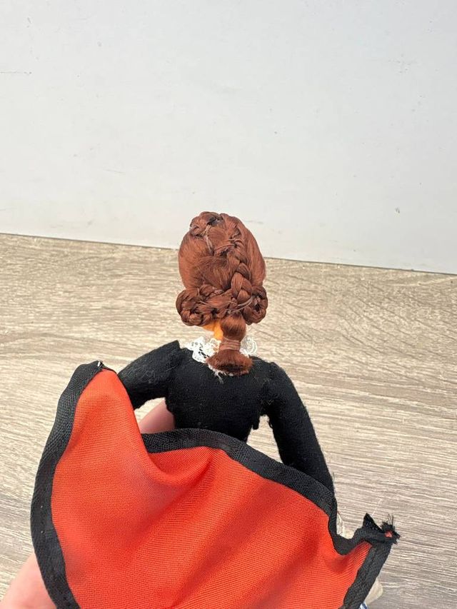 MUÑECA ARTESANAL DE TRAPO