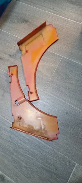 Tapas laterales Vespino Rojas