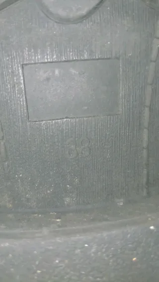 Stivaletti ecopelle neri con borchie