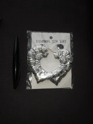 Reloj Breil Negro y Pendientes Corazón