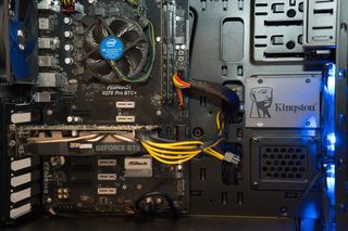 PC Gaming con LED Blu
