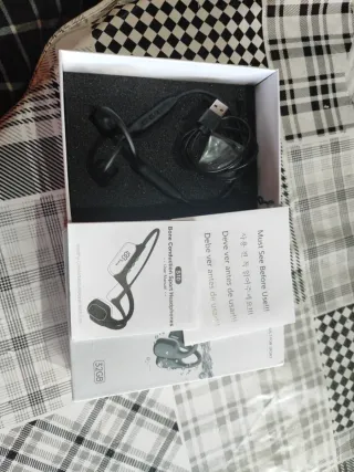 Auriculares deportivos Bone-DGS10 Negro 32GB