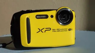 Cámara Fujifilm FinePix XP120 Amarilla