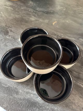 5 Taças Pequenas Molho Cerâmica Branco Preto