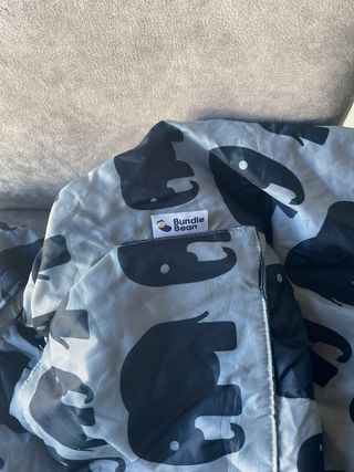 Funda para mochila portabebés elefantes