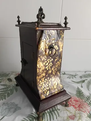 Reloj de sobremesa antiguo
