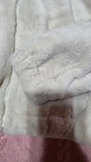 Chaqueta bomber beige pelito talla única sin estr