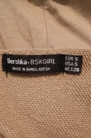 Sudadera Bershka crop camuflaje Talla S