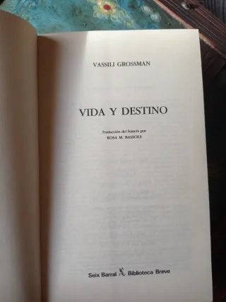 Vida y destino