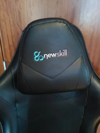 Silla Gaming NewSkill Negra